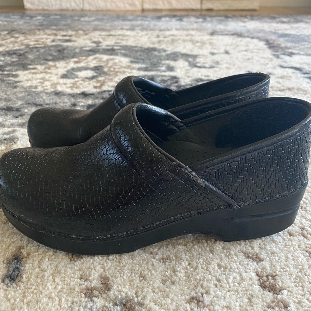Dansko Clog 38